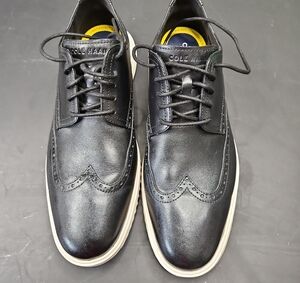 Cole Haan Men's Black Leather Oxfords with Cream Sole